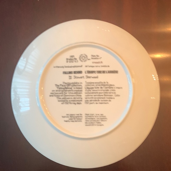 Dominion China 1989 “Falling Behind” Stewart Sherwood Collector Plate - Picture 2 of 2